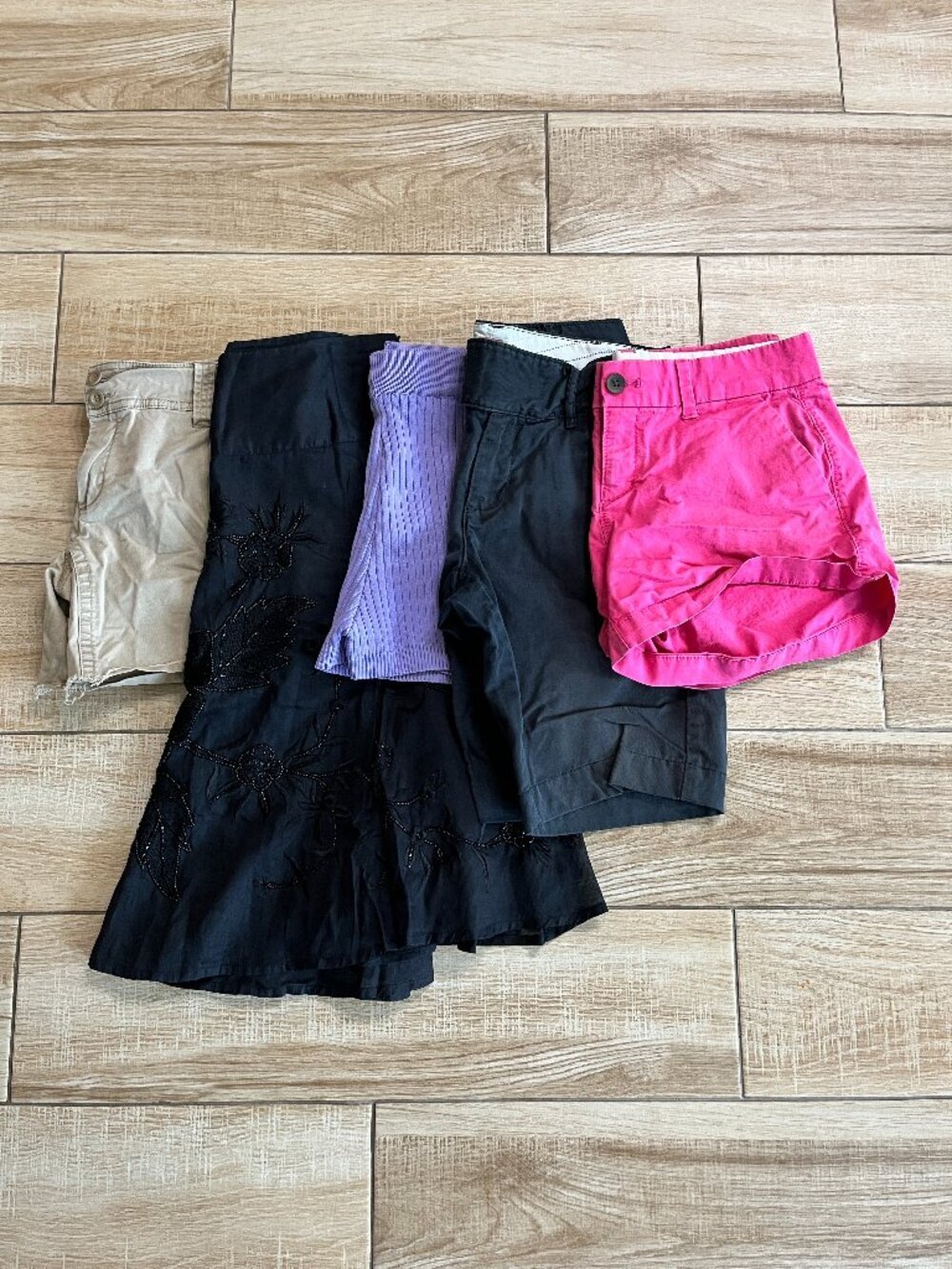 Womens Bundle of 4 Shorts + 1 Skirt - 2
